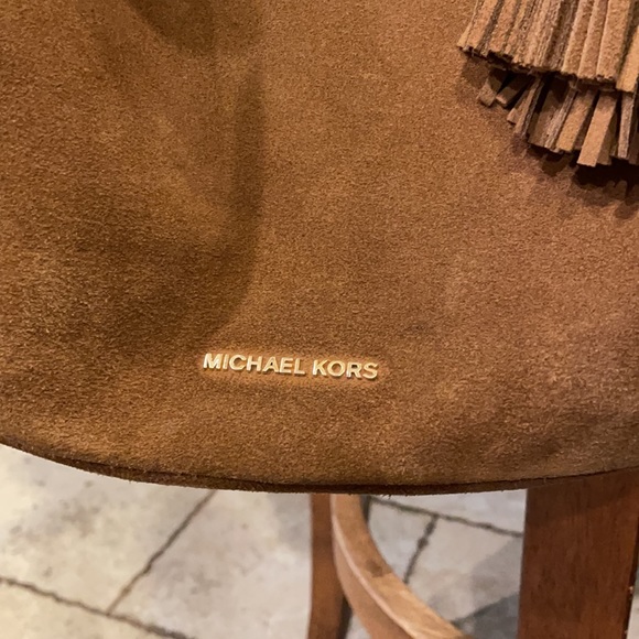 Michael Kors suede leather Elana shoulder bag - Picture 3 of 11